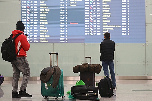 АЦ ВЦИОМ: Выбирая самолет, пассажиры смотрят на задержки у авиакомпании