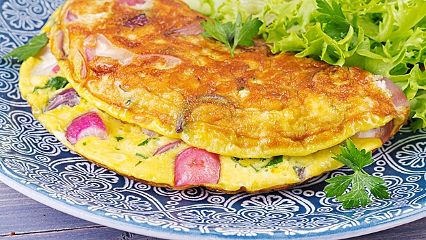 С чем нельзя есть яйца