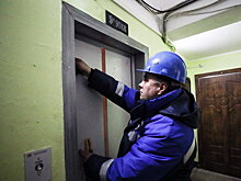 Тысячи жителей ПФО страдают из-за простоя новых лифтов