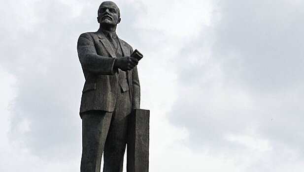 Снесут ли памятник Ленину в Симферополе - мнение