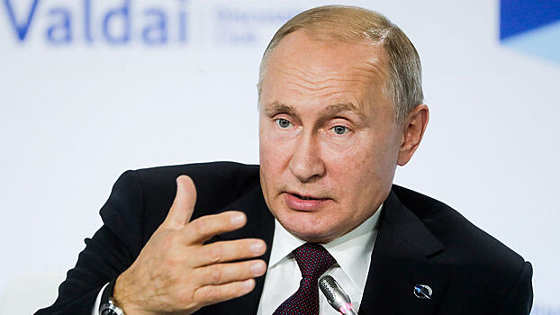 Путин заявил о необходимости построения социального государства в России