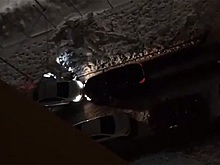 Водитель «Мерседеса» намеренно сбил девушку из-за парковочного места (ВИДЕО)