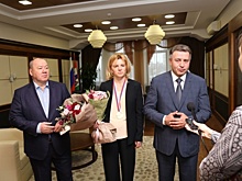 «Предмет гордости». Шимкив поздравил депутата заксобрания с победой на Чемпионате России по вертолетному спорту