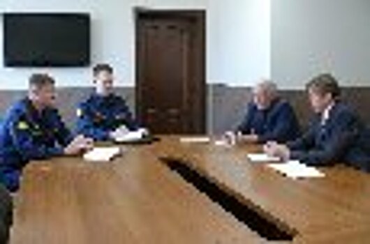 Заместитель начальника УФСИН России по Воронежской области Павел Хатунцев и президент Торгово-промышленной палаты региона Сергей Петровский провели рабочую встречу