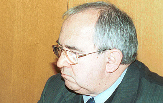 Умер посол в отставке Петр Стегний