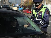 По справедливости. Штрафы за нарушение ПДД предложили привязать к МРОТ: 20 идей по развитию России