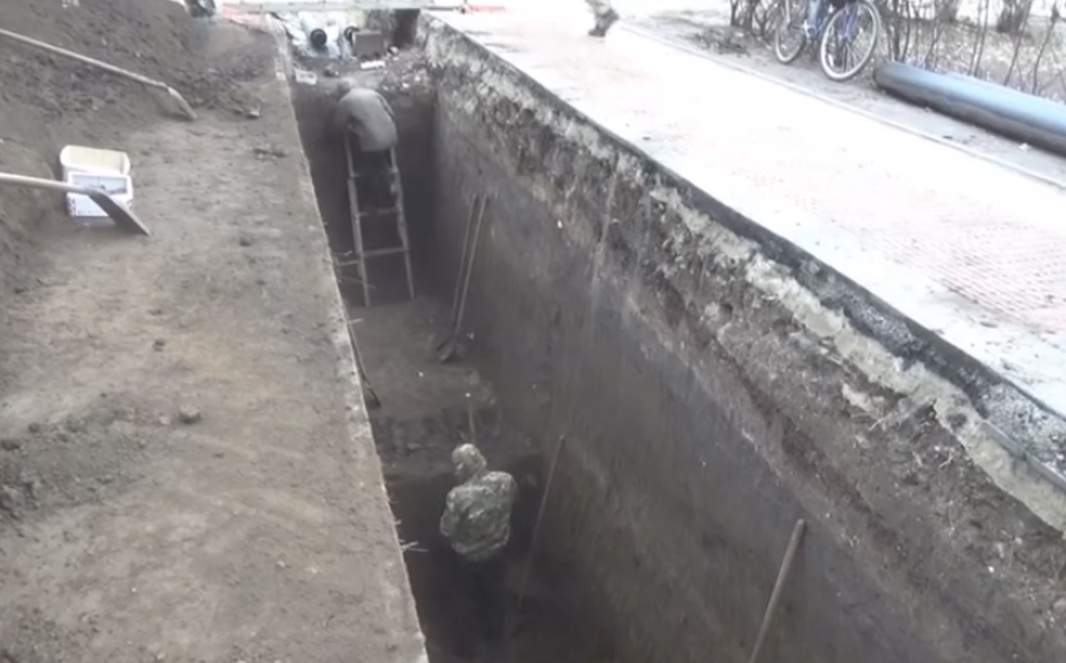 На месте теплотрассы: в Азове археологи откопали неизвестный подземный комплекс XIV века