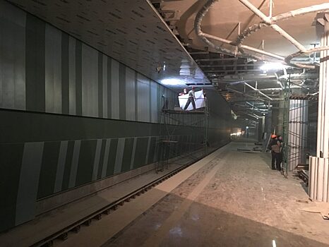 Антон Аверин: «Готовность станции метро «Стрелка» составляет 94%»