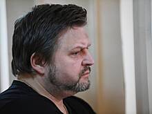 Отсидевший в колонии бывший губернатор пошел работать на кондитерскую фабрику