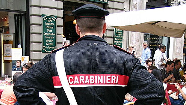 Итальянские карабинеры нашли тело младенца в чемодане гражданки Молдавии
