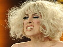 Крайне неудачные фото голливудских звёзд, которые удалось сделать проворным папарацци