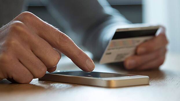 Россиянам рассказали, как купить всё к Новому году с кешбэком до 30%