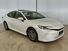 Toyota Camry следующего поколения: новые фото и подробности