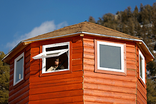 Американцы начали готовиться к гражданской войне и прятаться в убежищах