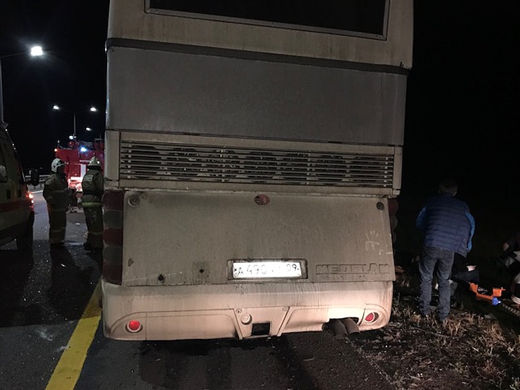 Сообщается, что автобусы следовали со стороны Москвы в Ставрополье и Карачаево-Черкесскую Республику