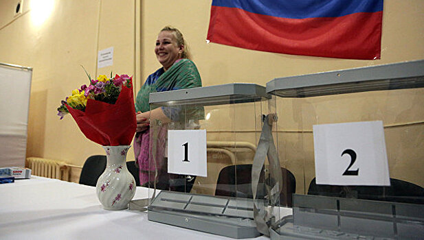 Крым впервые в истории выбирает президента РФ