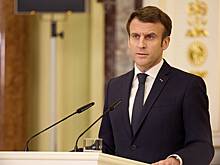 Макрон назвал условие для контактов с Путиным