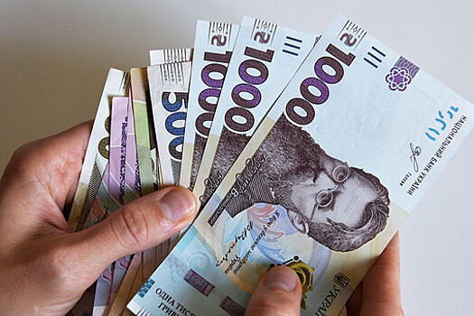 Средняя зарплата на Украине впервые в истории превысила $500