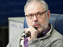Надвигается небывалая катастрофа: Хазин объяснил, что нужно купить, чтобы спасти деньги