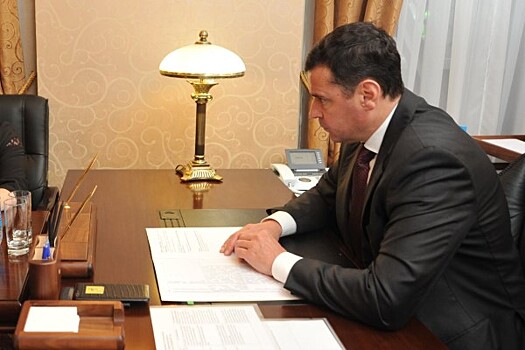 В рамках приема граждан Дмитрий Миронов ответил на вопросы обманутых дольщиков по достройке проблемных объектов