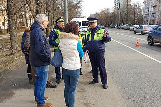 Автоэксперт Хайцеэр оценил идею разрешить водителям отъезжать с места ДТП сразу после аварии
