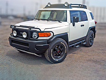 Посмотрите на новый 14-летний Toyota FJ Cruiser, который продают дороже нового Land Cruiser