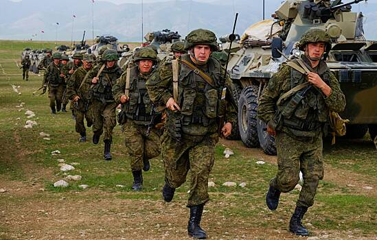 На Украине сочли отвод российских войск обманным маневром Москвы