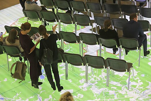 Для родителей школьников запустят лекционный проект