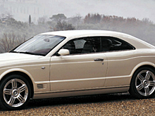 В Нижнем Новгороде выставили на продажу редкий Bentley Brooklands Coupe