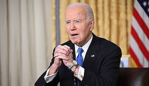 Экс-врач Белого дома рассказал о болезни Байдена