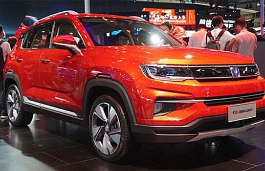 В октябре стартуют продажи нового кроссовера Changan CS35 Plus