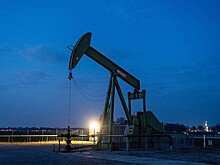 ЕС перенес переговоры о лимите цен на российскую нефть