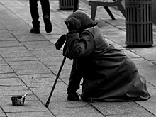 Мнение: бедность среди населения растет из-за закредитованности и высоких тарифов ЖКХ