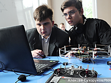 Выпускники школ теперь предпочитают поступать в колледжи, а не университеты