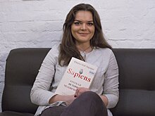От Александра Пушкина до Наринэ Абгарян: что читает Полина Лазарева