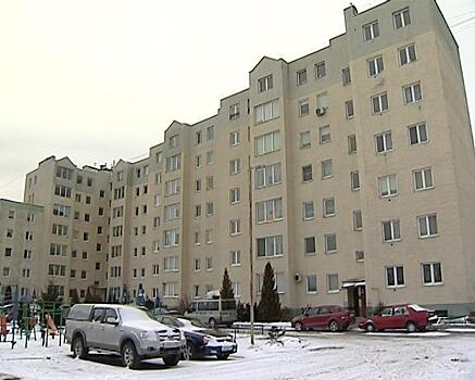 Жители одного из домов Калининграда жалуются на холодные подъезды