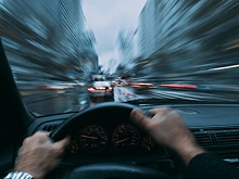 Целесообразно ли полностью запрещать вождение людям с аутизмом