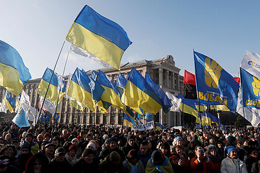 Журналист Кузичев: устроить восстание на Украине могут военные