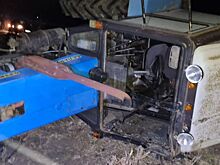 На Дону погиб мужчина, помогавший водителю опрокинувшегося автомобиля