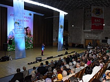 Проживших вместе четверть века супругов наградили медалями на Востоке Москвы