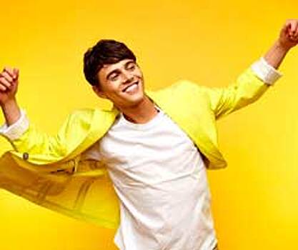 В Челябинск с концертом едет певец Alekseev