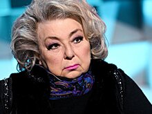 Кожевников о словах Тарасовой: «Быкову предлагают один клуб КХЛ за другим. Но он из своей прекрасной Швейцарии ехать не хочет. Вот и все закапывание»