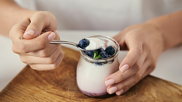 Ученые назвали три мифа о пользе йогуртов
