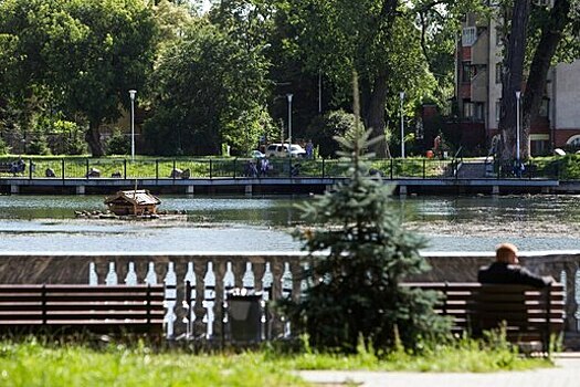 В Калининграде на набережной озера Поплавок заменят покрытие