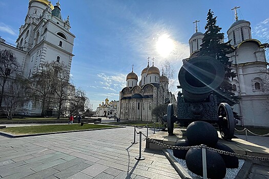 Фотопроект «Шедевры Московского Кремля» запустили на улицах, бульварах и в парках столицы