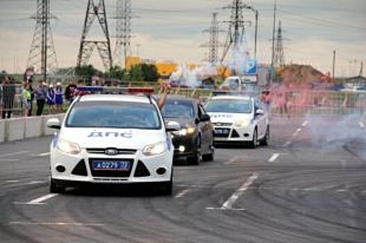 3 октября ГИБДД будет выявлять водителей, не пропускающих машины спецслужб