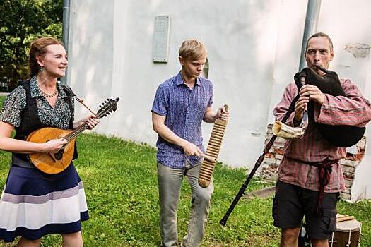 В Великом Новгороде открыт к посещению фестиваль музыкальных древностей
