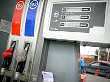 На таможне прокомментировали возможность ввоза бесплатного бензина из Казахстана в Россию