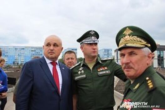 Областной центр посетил замминистра обороны РФ Тимур Иванов