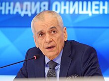 Онищенко нравится идея запрета мобильных телефонов и кетчупа в ресторанах